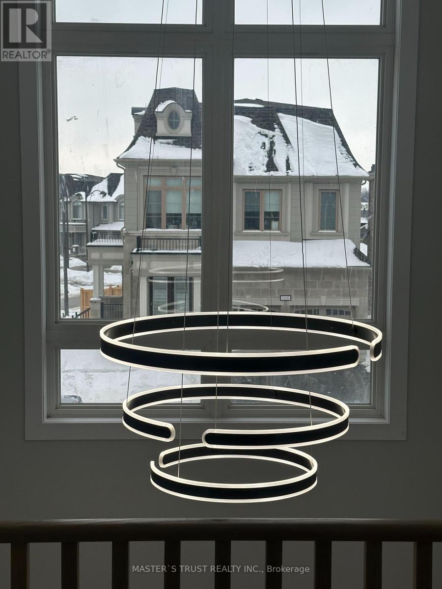 35 Meizhou Avenue, Markham (Angus Glen), Ontario  L6C 3M8 - Photo 4 - N12705258