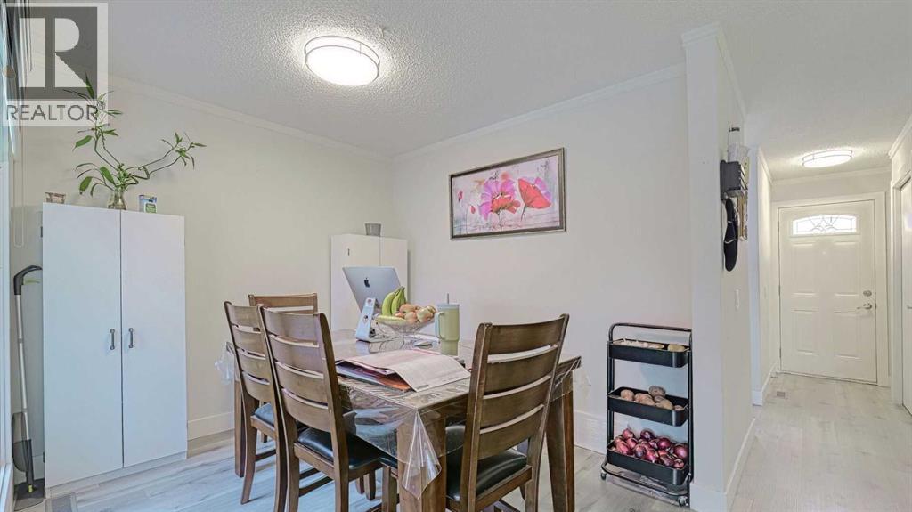 559 Abinger Road Ne, Calgary, Alberta  T2A 6M4 - Photo 7 - A2282503