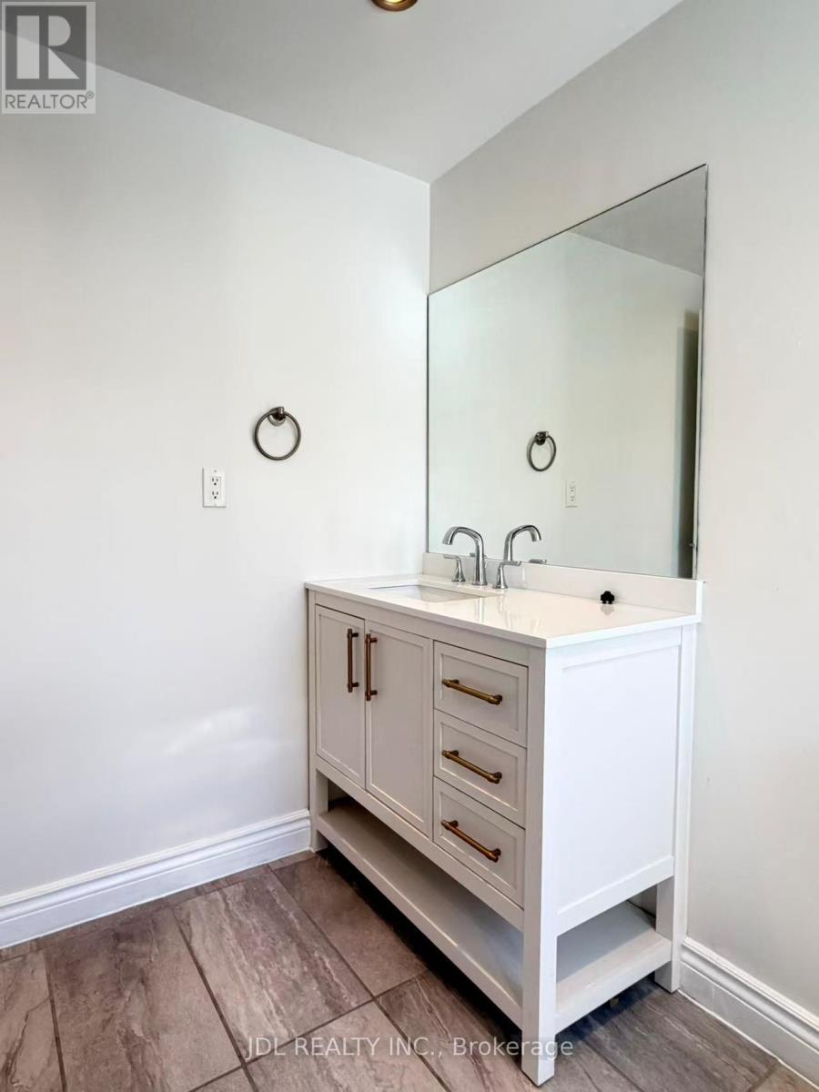 142 Armitage Drive, Newmarket, Ontario  L3Y 5L7 - Photo 12 - N12741502