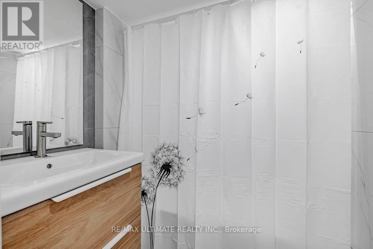 Lower - 45 Ianhall Road, Toronto, Ontario  M3M 2A9 - Photo 16 - W12743660