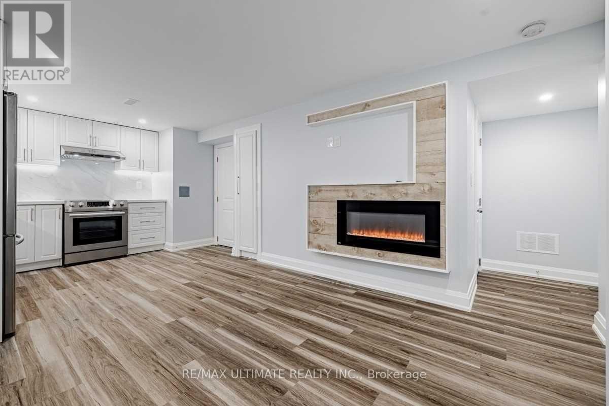 Lower - 45 Ianhall Road, Toronto, Ontario  M3M 2A9 - Photo 9 - W12743660