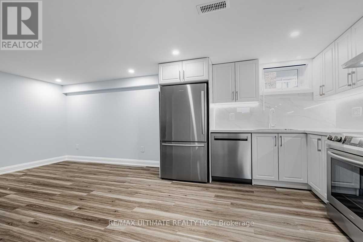 Lower - 45 Ianhall Road, Toronto, Ontario  M3M 2A9 - Photo 5 - W12743660