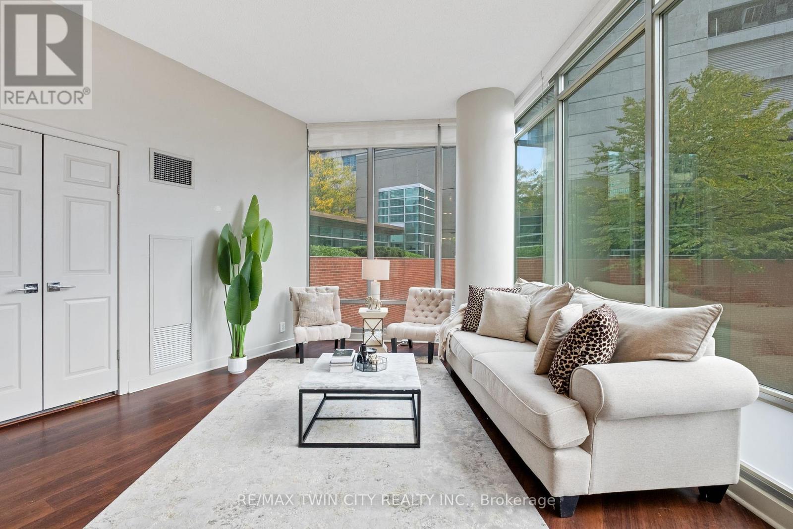 201 - 81 Navy Wharf Court, Toronto, Ontario M5V 3S2 - Photo 24 - C12744220