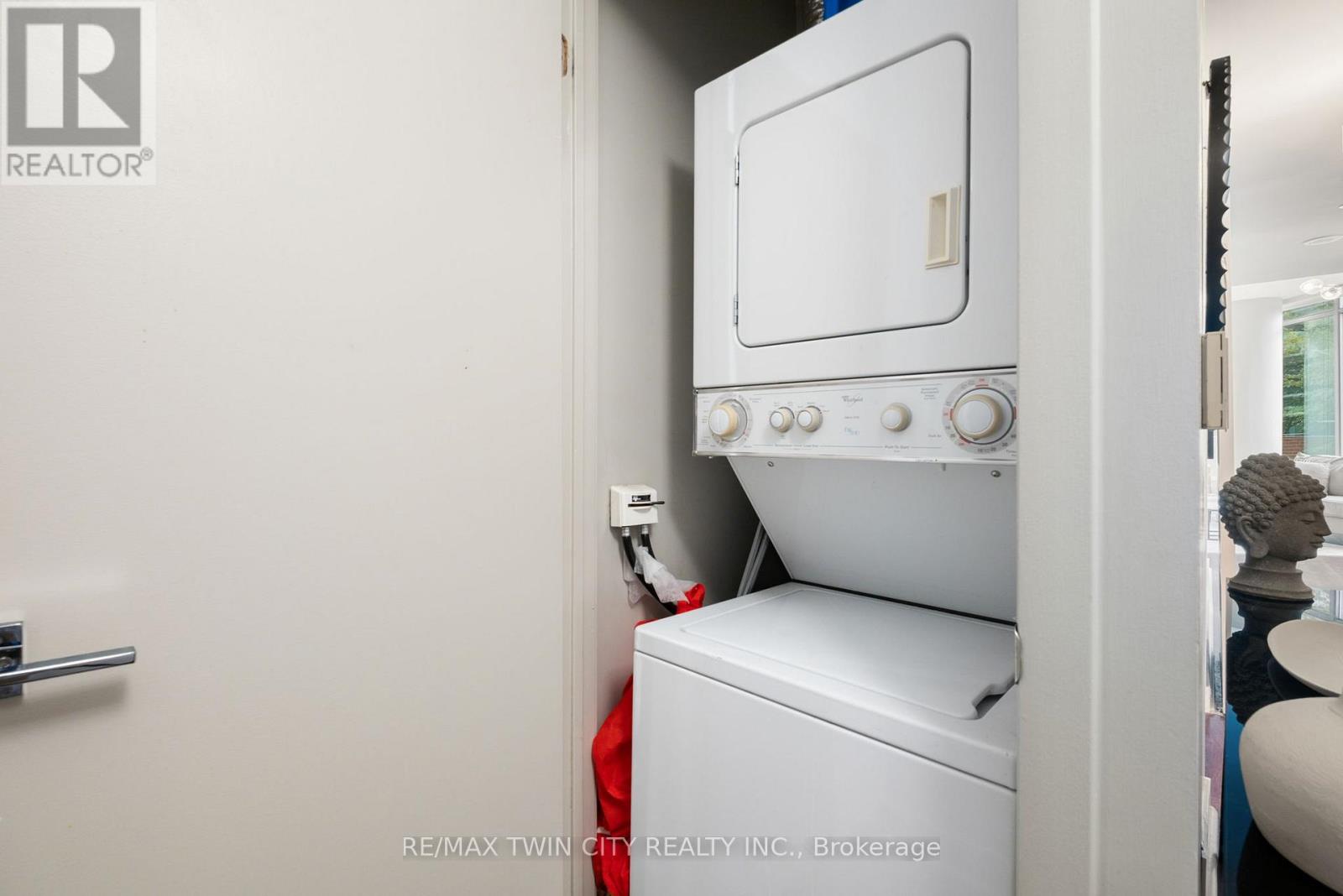 201 - 81 Navy Wharf Court, Toronto, Ontario M5V 3S2 - Photo 25 - C12744220