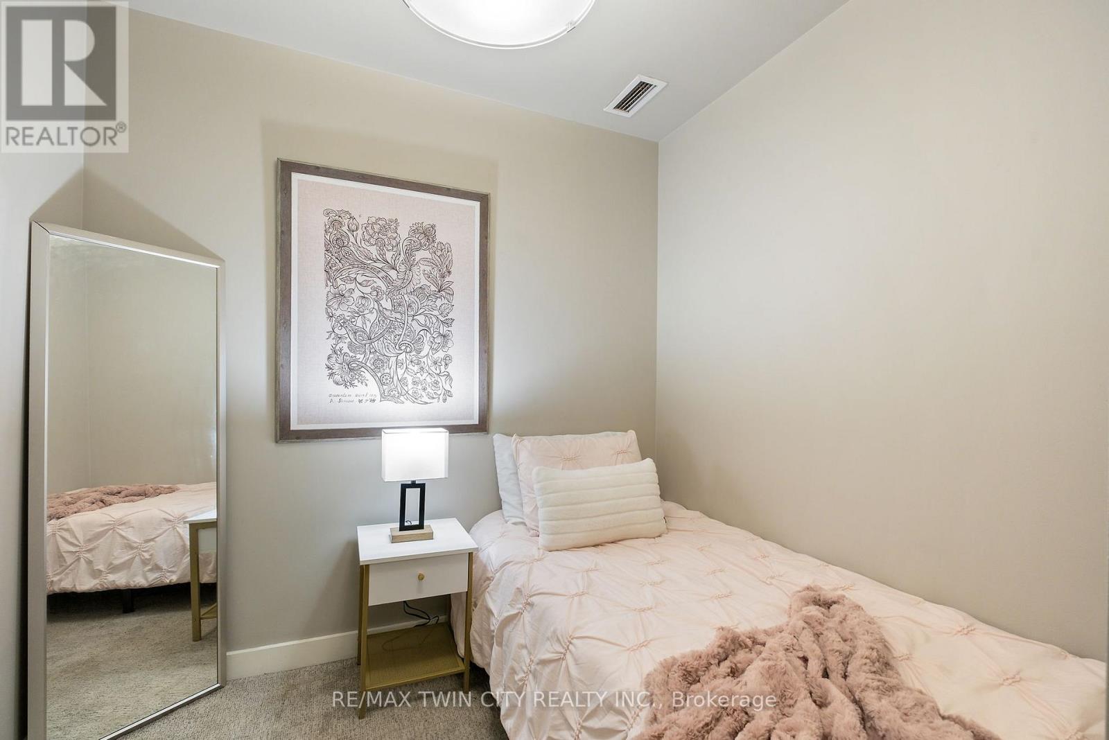 201 - 81 Navy Wharf Court, Toronto, Ontario M5V 3S2 - Photo 7 - C12744220