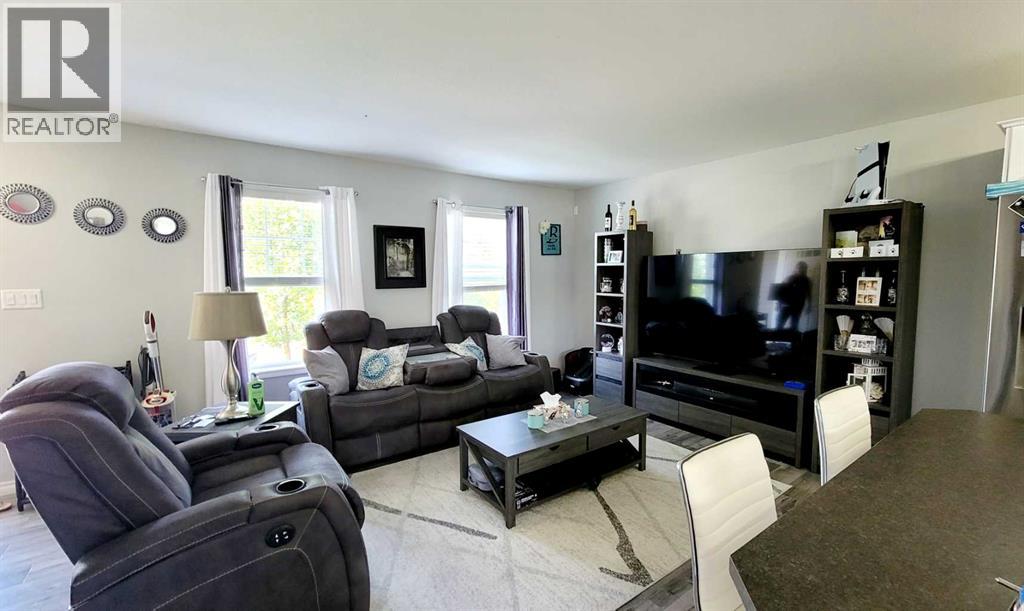 7 Rafferty Court, Sylvan Lake, Alberta  T4S 0K3 - Photo 4 - A2279207