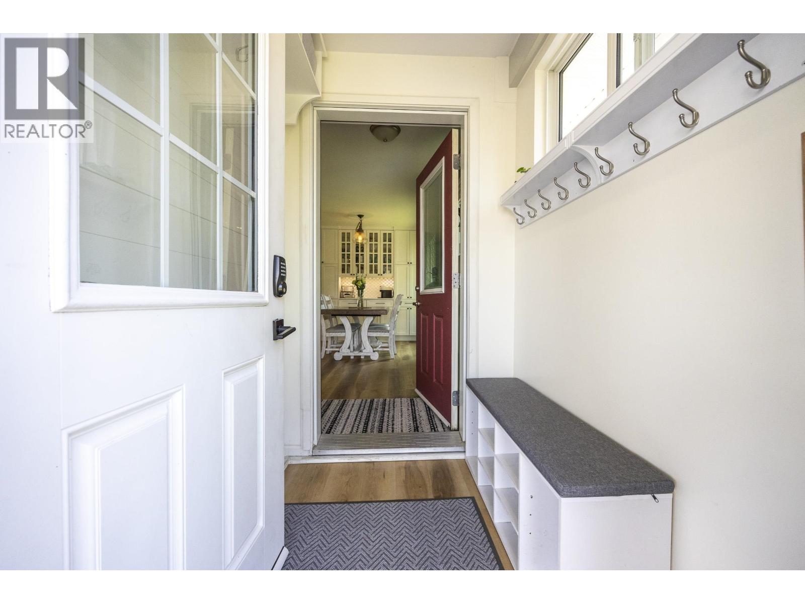 1 2218 EVERGREEN STREET Terrace Photo 4