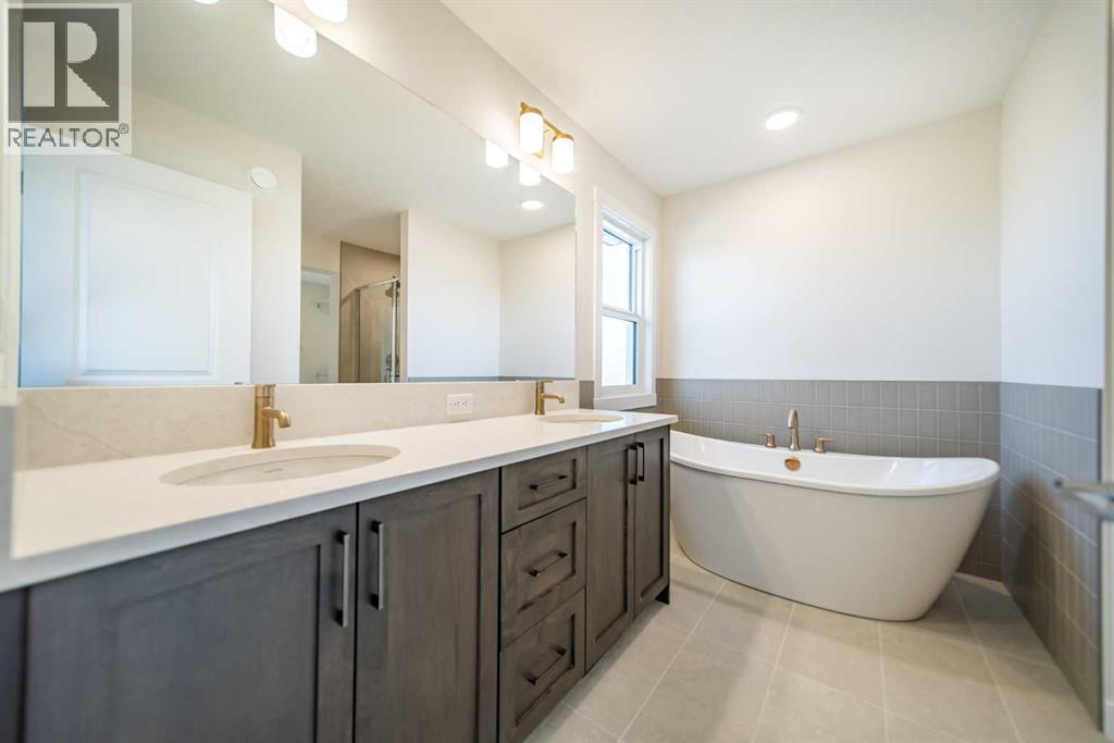 1242 Chinook Winds Circle Sw, Airdrie, Alberta  T4B 5X6 - Photo 21 - A2271351