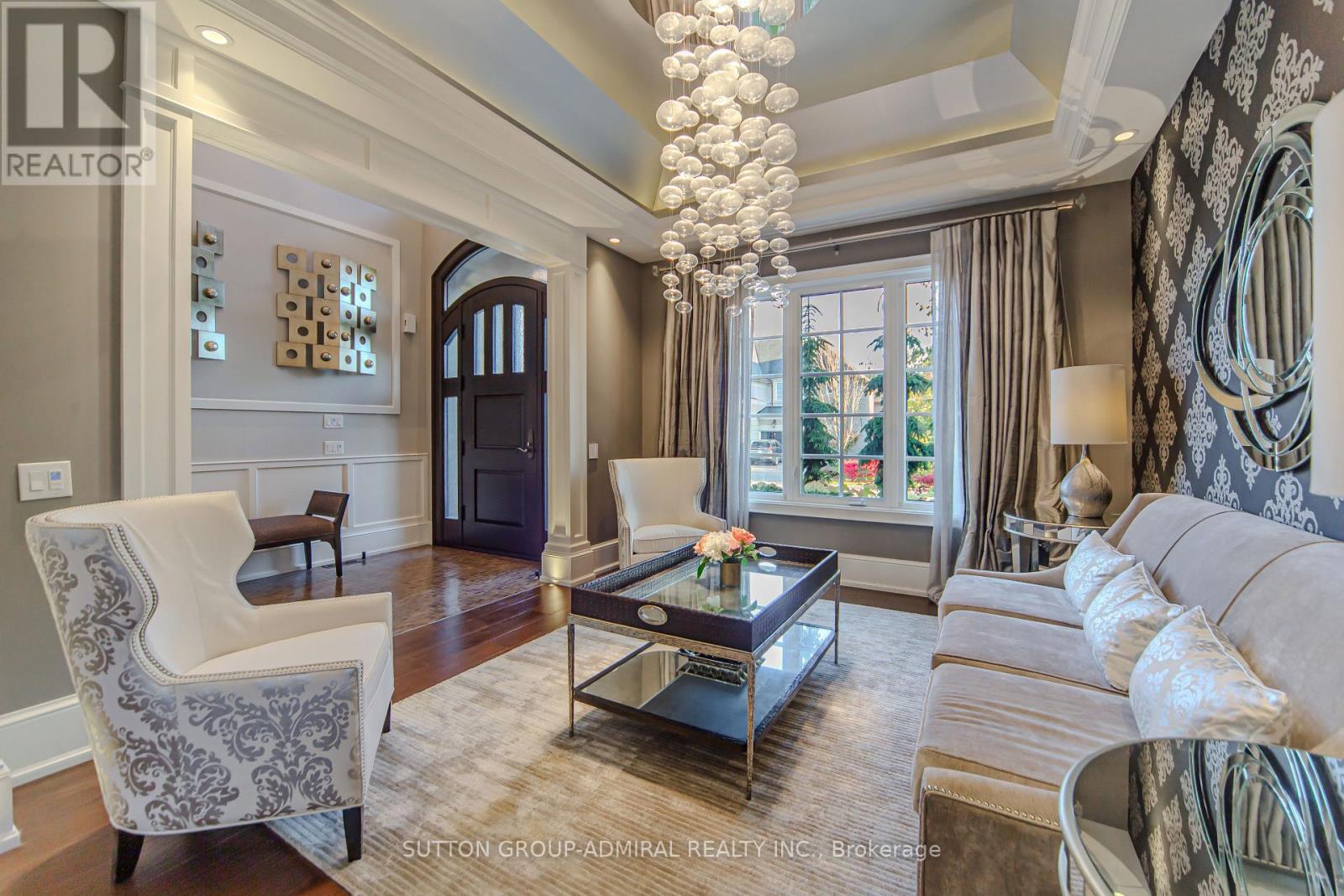 16 Bluff Trail, King, Ontario  L7B 0A2 - Photo 3 - N12744202