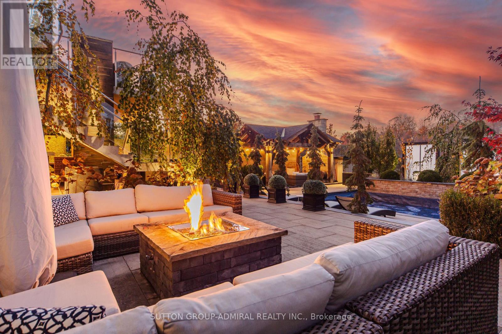 16 Bluff Trail, King, Ontario  L7B 0A2 - Photo 49 - N12744202