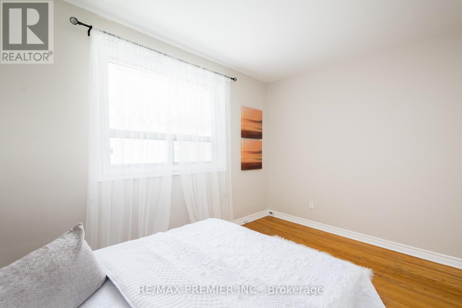 76 Harrison Drive, Newmarket, Ontario  L3Y 4P4 - Photo 21 - N12744256