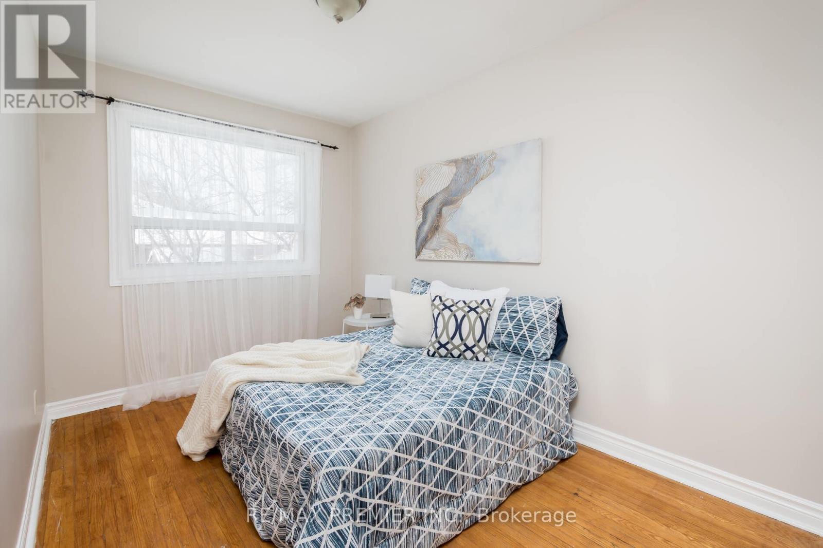 76 Harrison Drive, Newmarket, Ontario  L3Y 4P4 - Photo 22 - N12744256