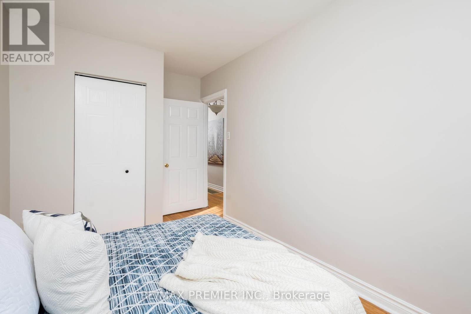 76 Harrison Drive, Newmarket, Ontario  L3Y 4P4 - Photo 23 - N12744256