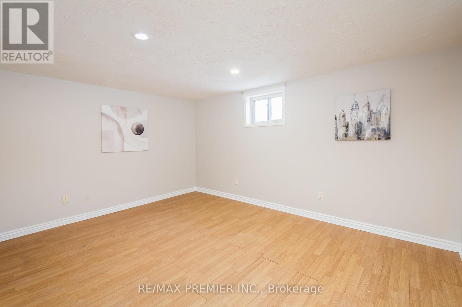 76 Harrison Drive, Newmarket, Ontario  L3Y 4P4 - Photo 33 - N12744256