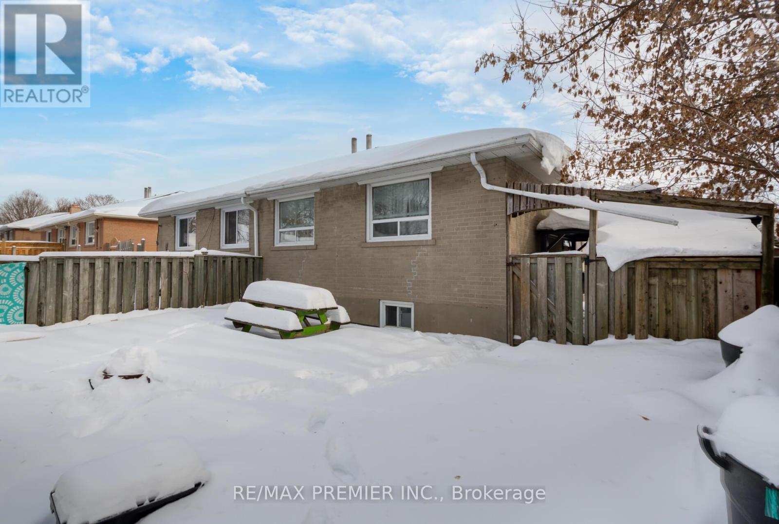 76 Harrison Drive, Newmarket, Ontario  L3Y 4P4 - Photo 40 - N12744256