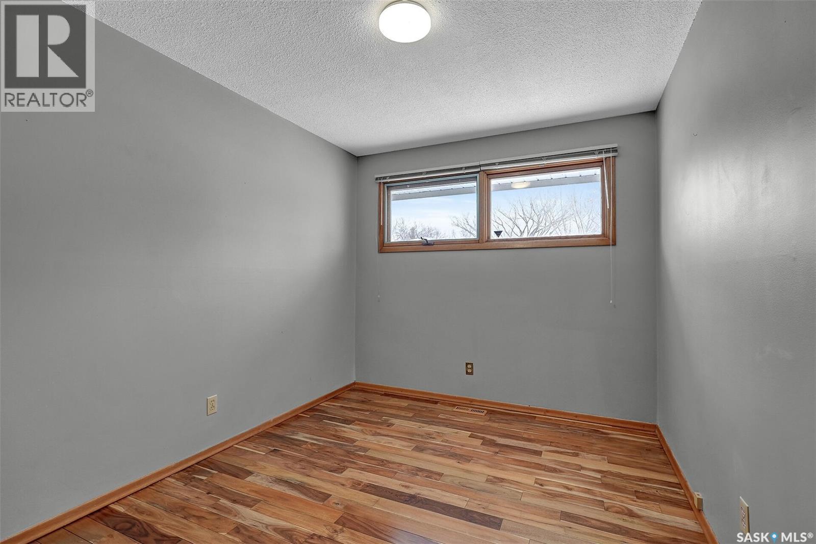 219 Mccarthy Boulevard N, Regina, Saskatchewan  S4R 5R5 - Photo 13 - SK027720