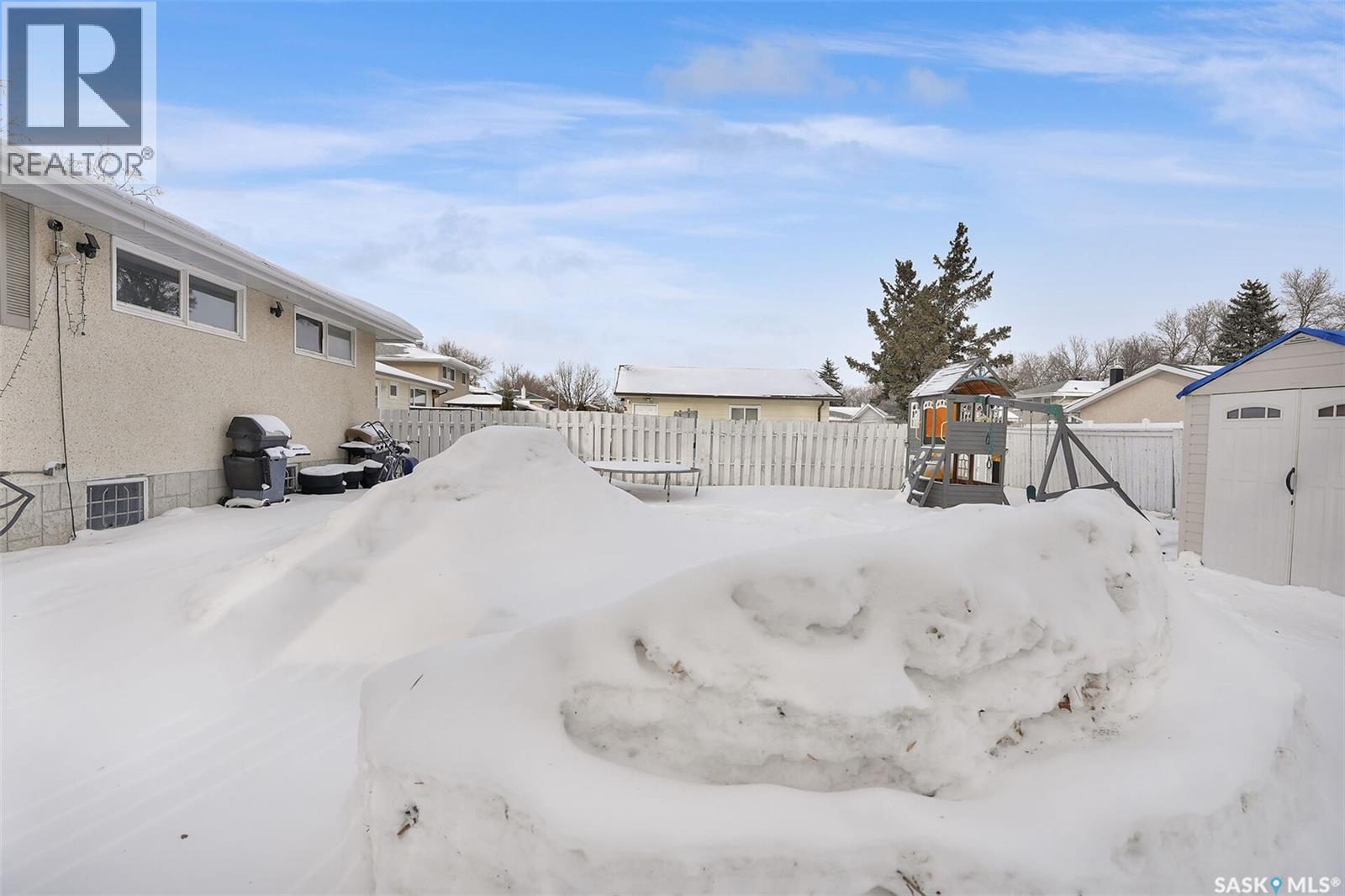 219 Mccarthy Boulevard N, Regina, Saskatchewan  S4R 5R5 - Photo 37 - SK027720