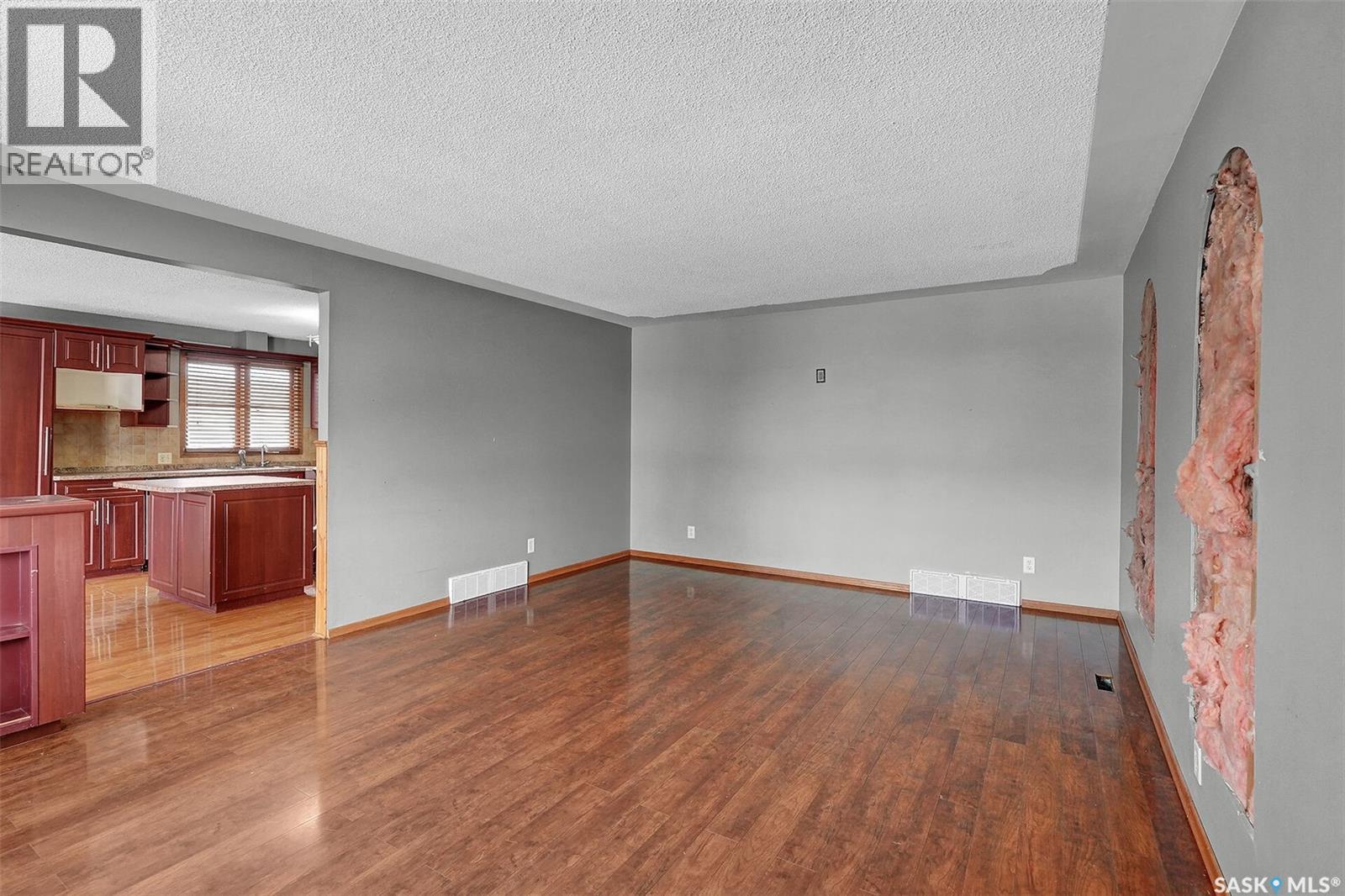 219 Mccarthy Boulevard N, Regina, Saskatchewan  S4R 5R5 - Photo 9 - SK027720