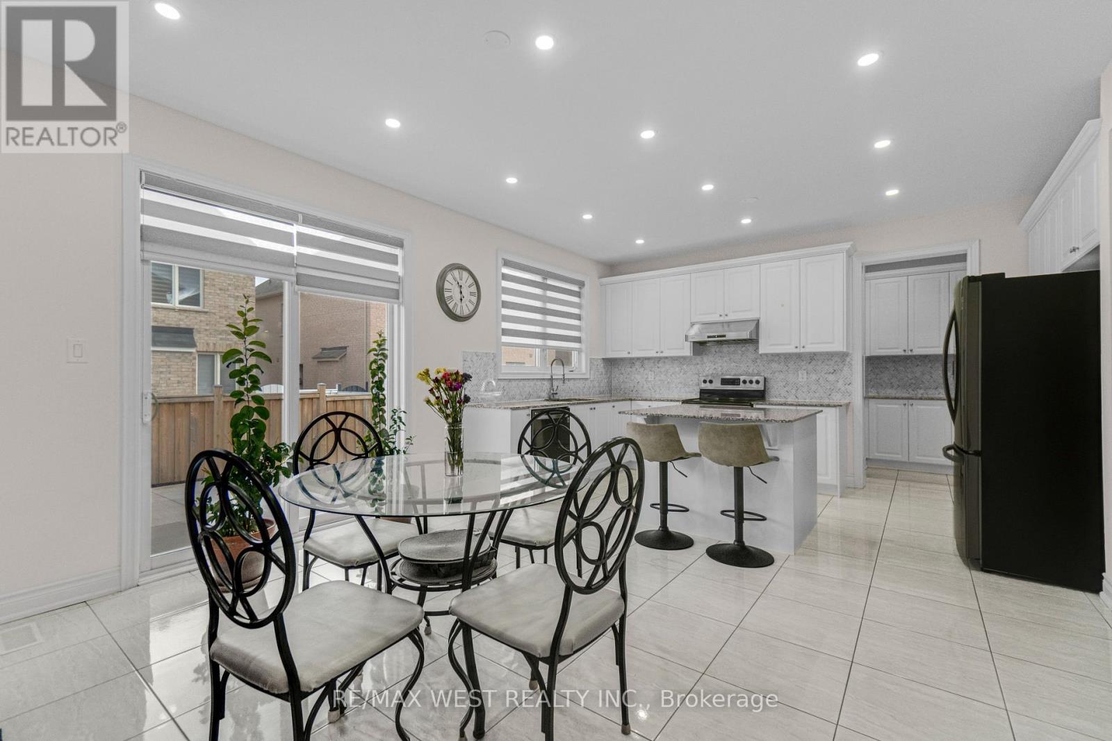 5 Aries Street, Brampton, Ontario  L6Y 5Z2 - Photo 6 - W12744198