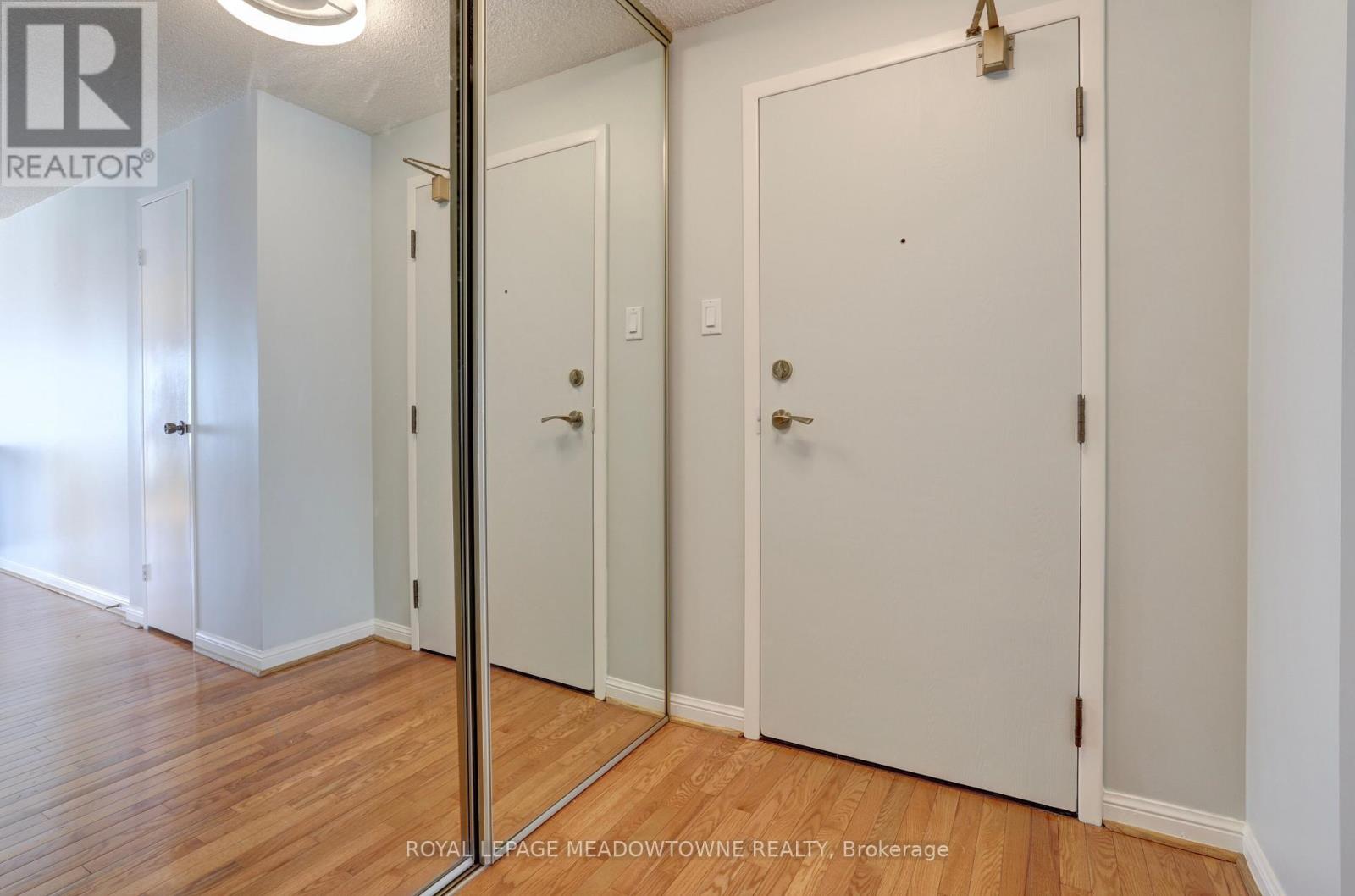 1215 - 6500 Montevideo Road, Mississauga, Ontario L5N 3T6 - Photo 9 - W12744208