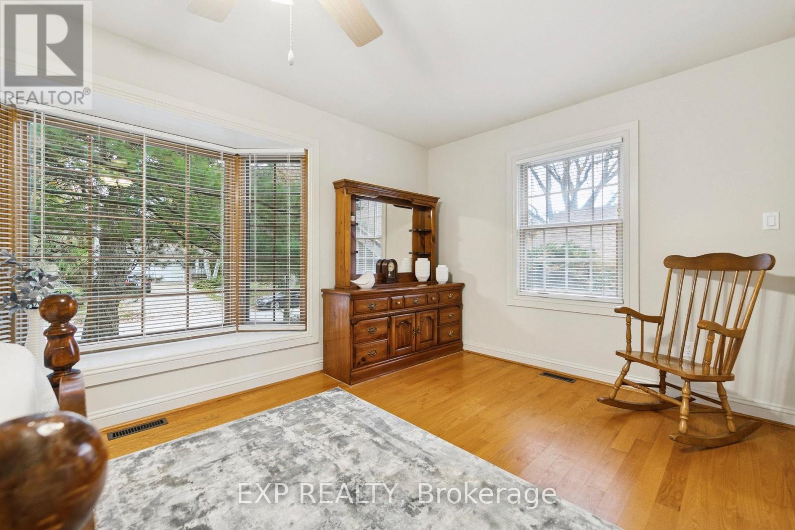 2565 Claymore Crescent, Mississauga, Ontario  L5C 3A2 - Photo 24 - W12744232