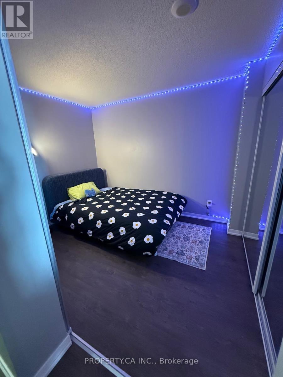 811 - 38 Joe Shuster Way, Toronto, Ontario  M6K 0A5 - Photo 12 - W12744236