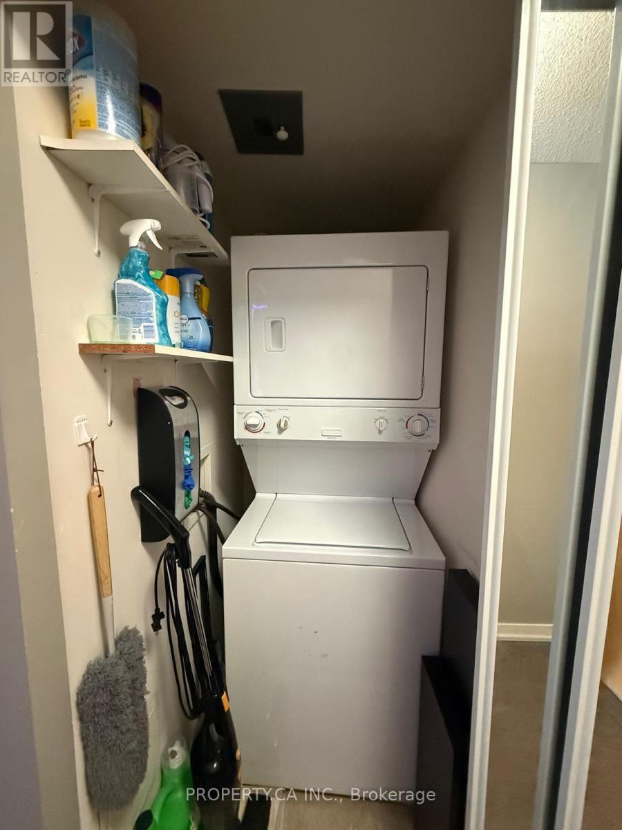 811 - 38 Joe Shuster Way, Toronto, Ontario  M6K 0A5 - Photo 4 - W12744236