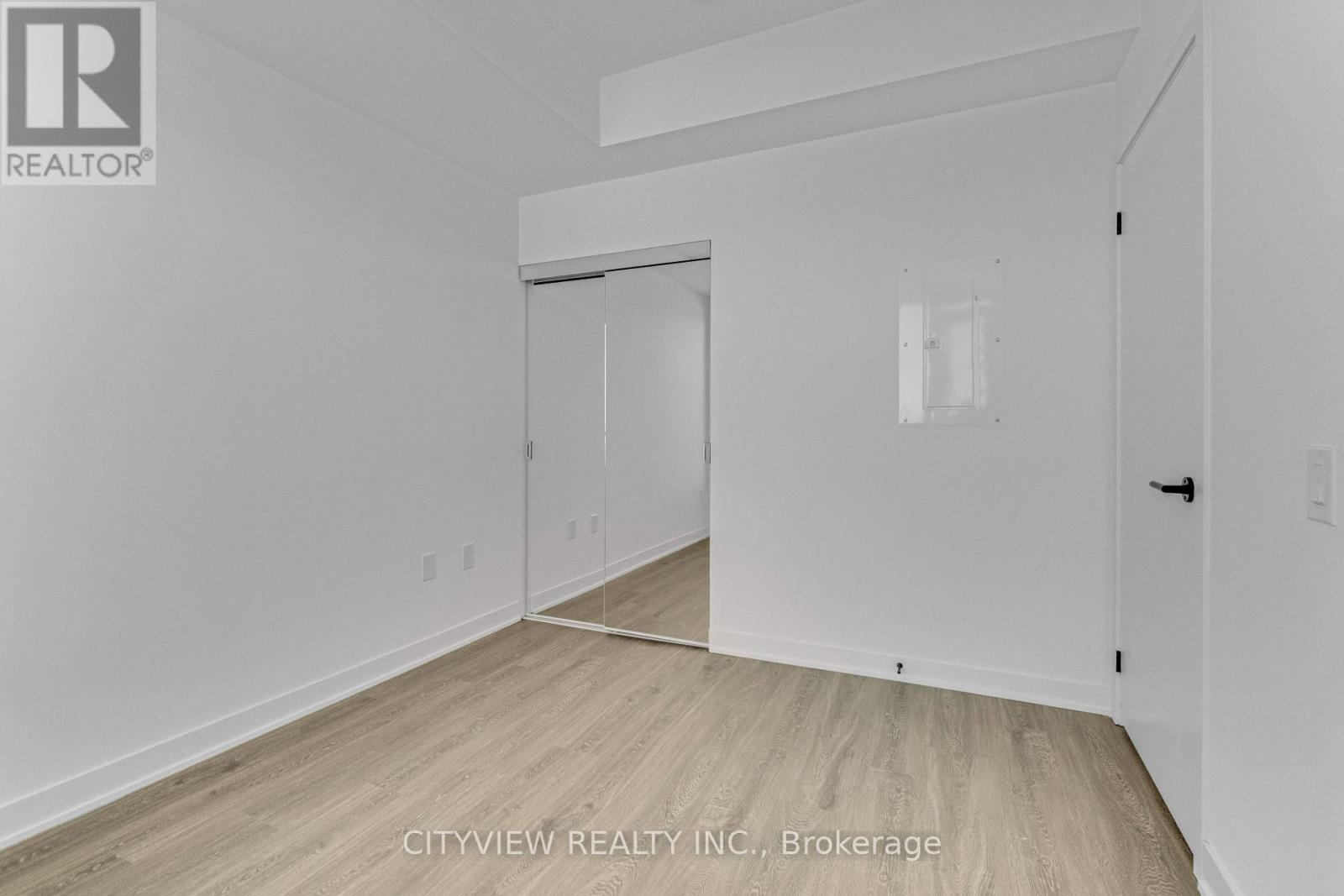 1408 - 2495 Eglinton Avenue W, Mississauga, Ontario  L5M 2V8 - Photo 31 - W12744246