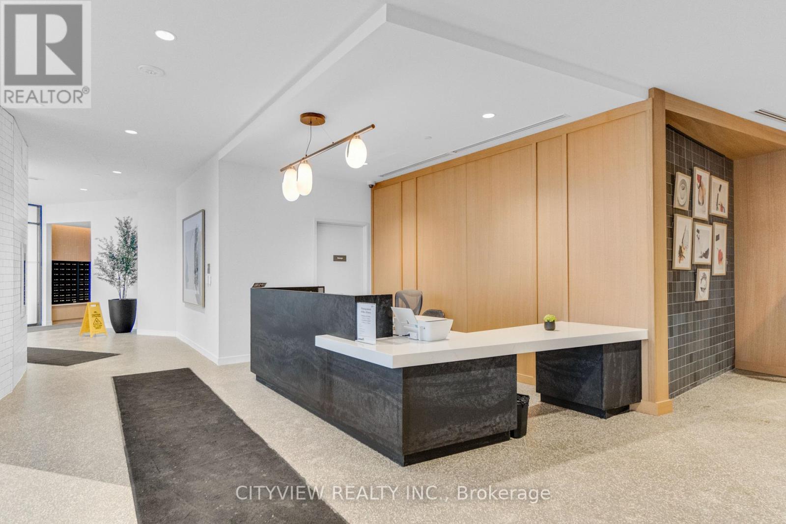 1408 - 2495 Eglinton Avenue W, Mississauga, Ontario  L5M 2V8 - Photo 6 - W12744246