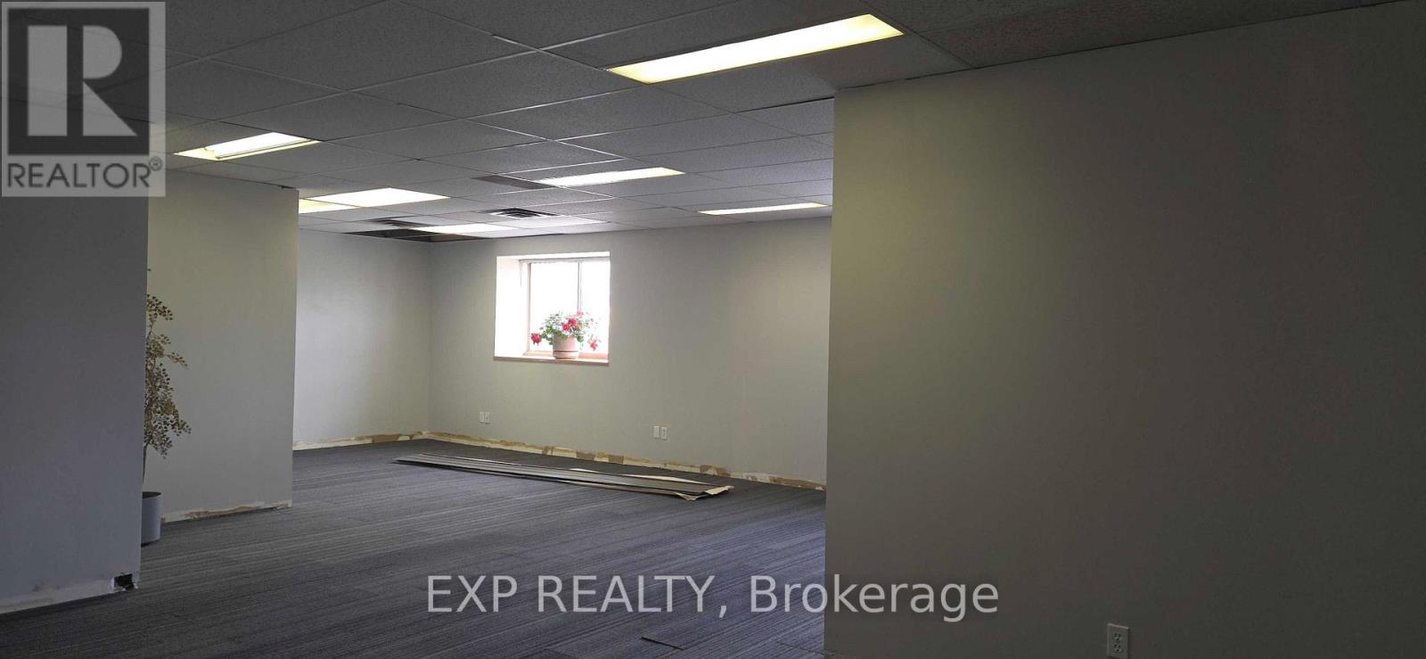 UNIT 8 - 326 WELLINGTON STREET N, Kitchener, Ontario