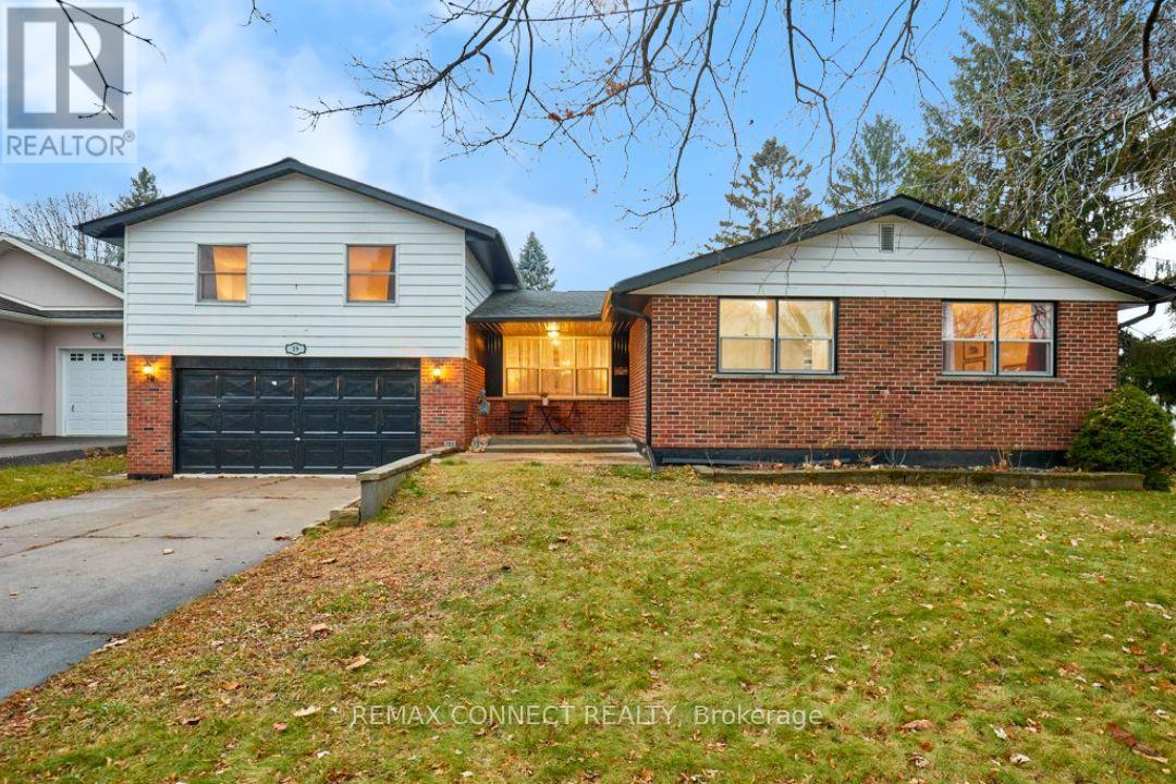 19 Coverdale Avenue, Cobourg, Ontario  K9A 4H5 - Photo 2 - X12744272