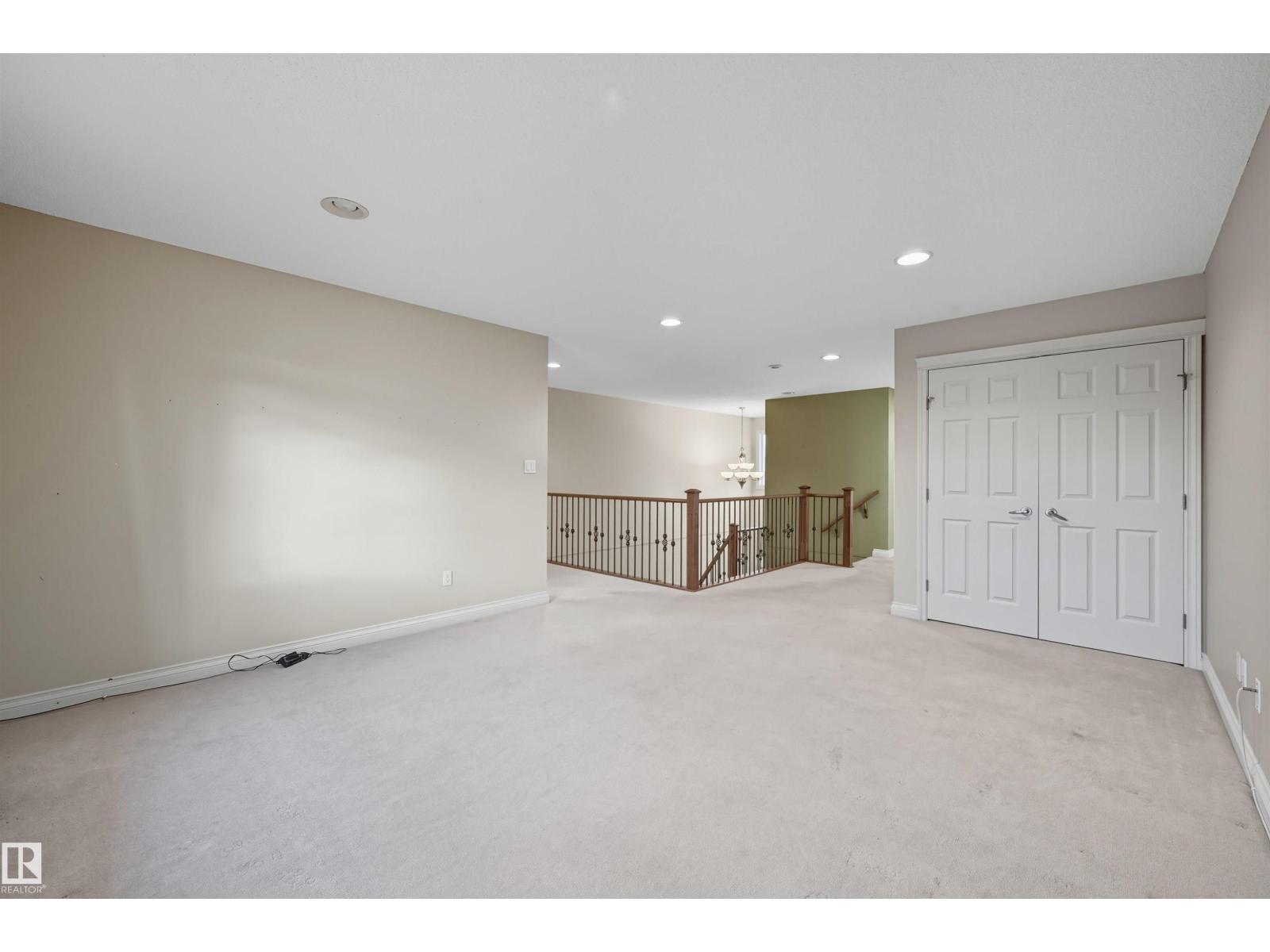 976 Hollingsworth Bn Nw, Edmonton, Alberta  T6R 3G7 - Photo 31 - E4471695