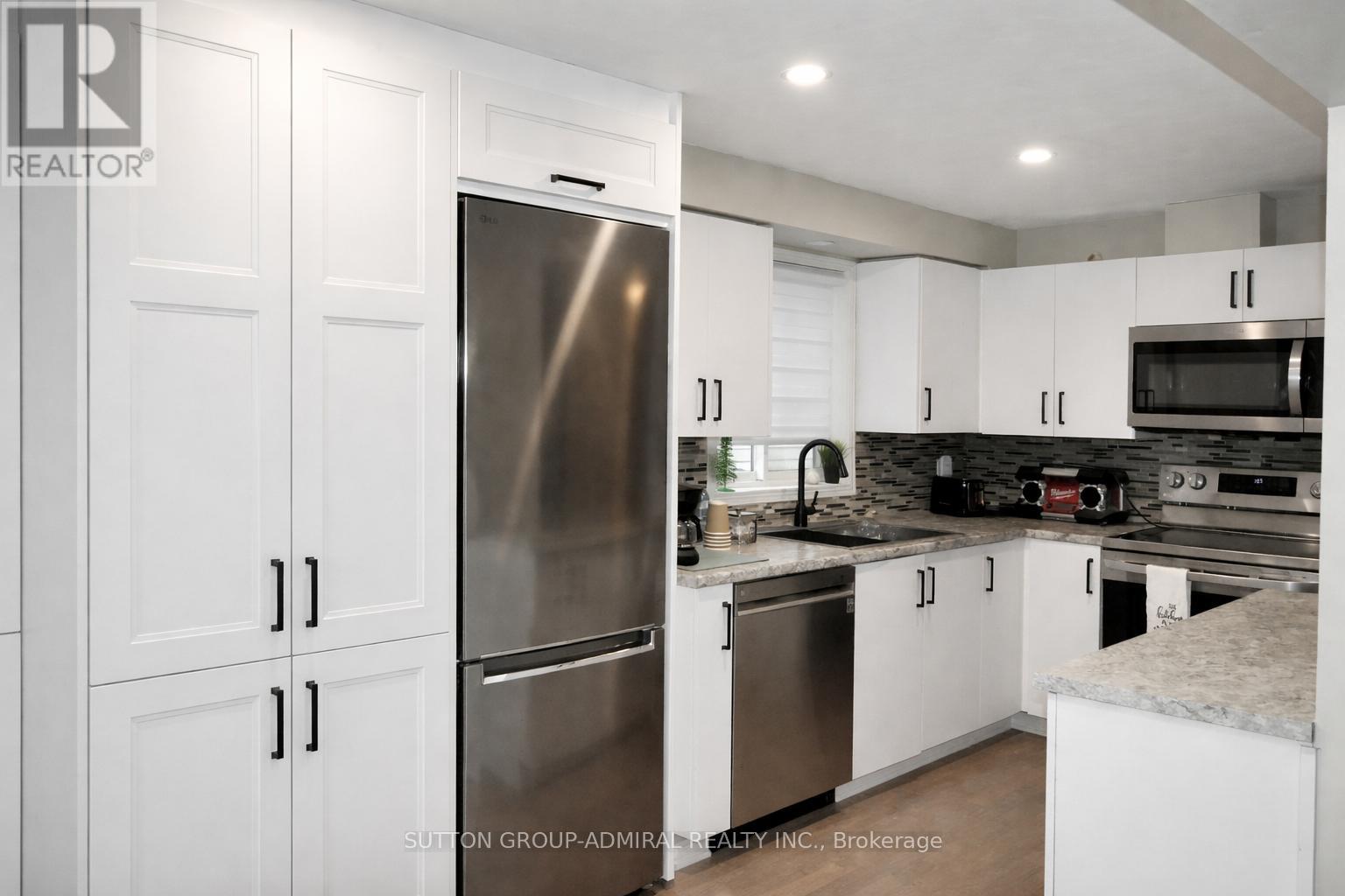 133 Columbia Road, Barrie (Holly), Ontario  L4N 8E3 - Photo 8 - S12693736