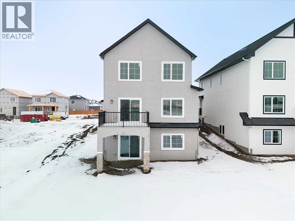 11 Lakewood Way, Strathmore, Alberta  T1P 1W9 - Photo 2 - A2282533