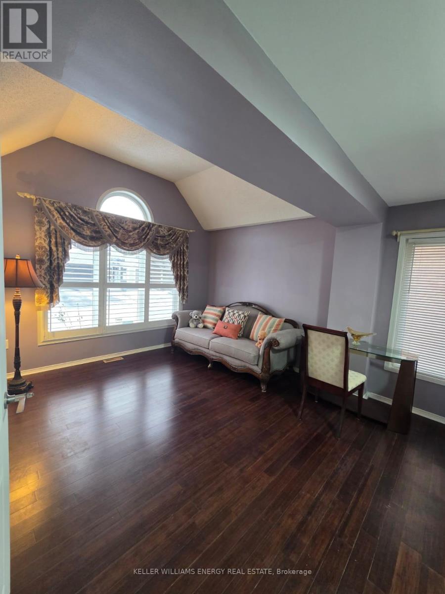 12 Phillpot Lane, Ajax (Northwest Ajax), Ontario  L1T 4E1 - Photo 4 - E12744278