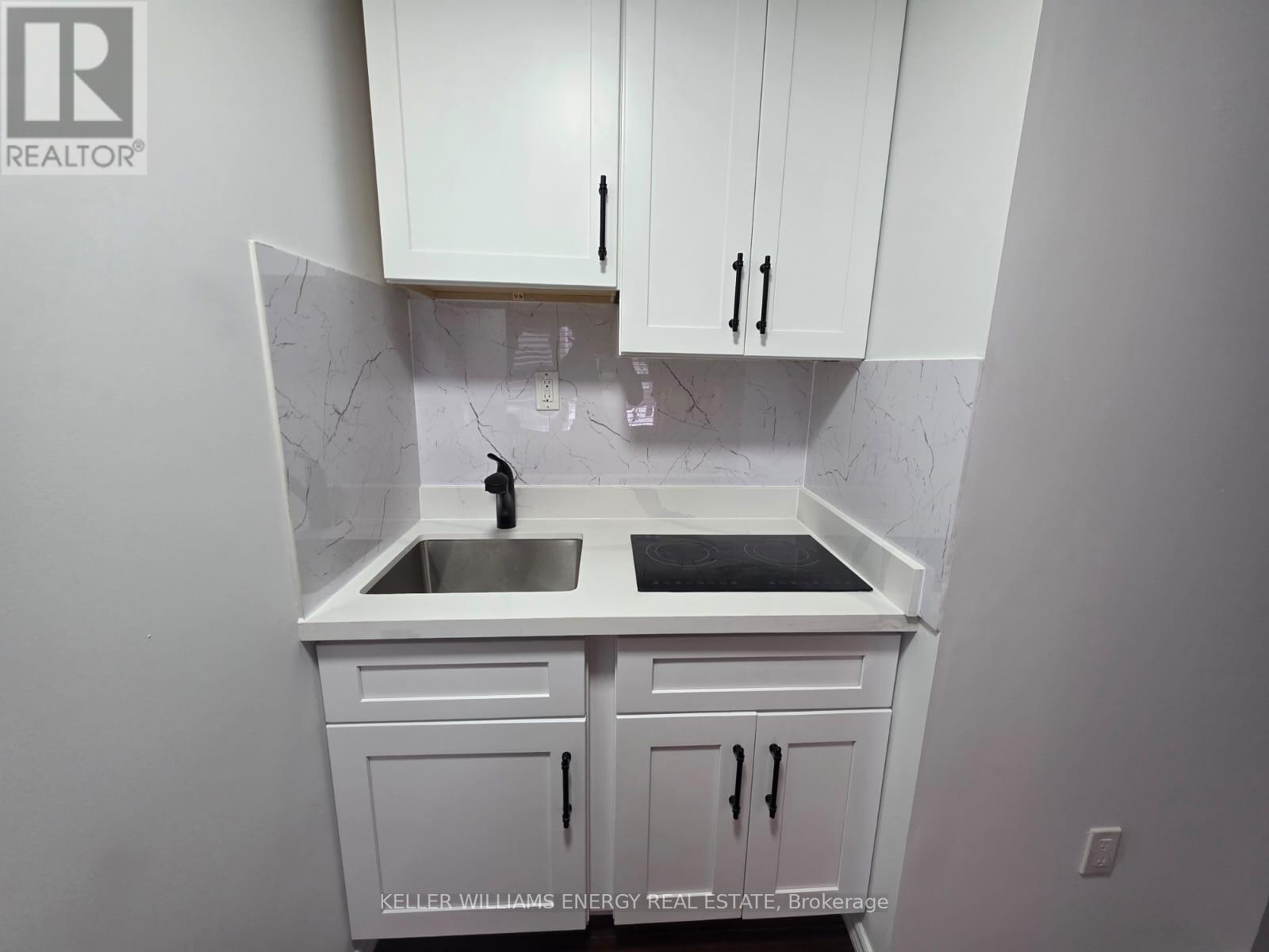 12 Phillpot Lane, Ajax (Northwest Ajax), Ontario  L1T 4E1 - Photo 7 - E12744278