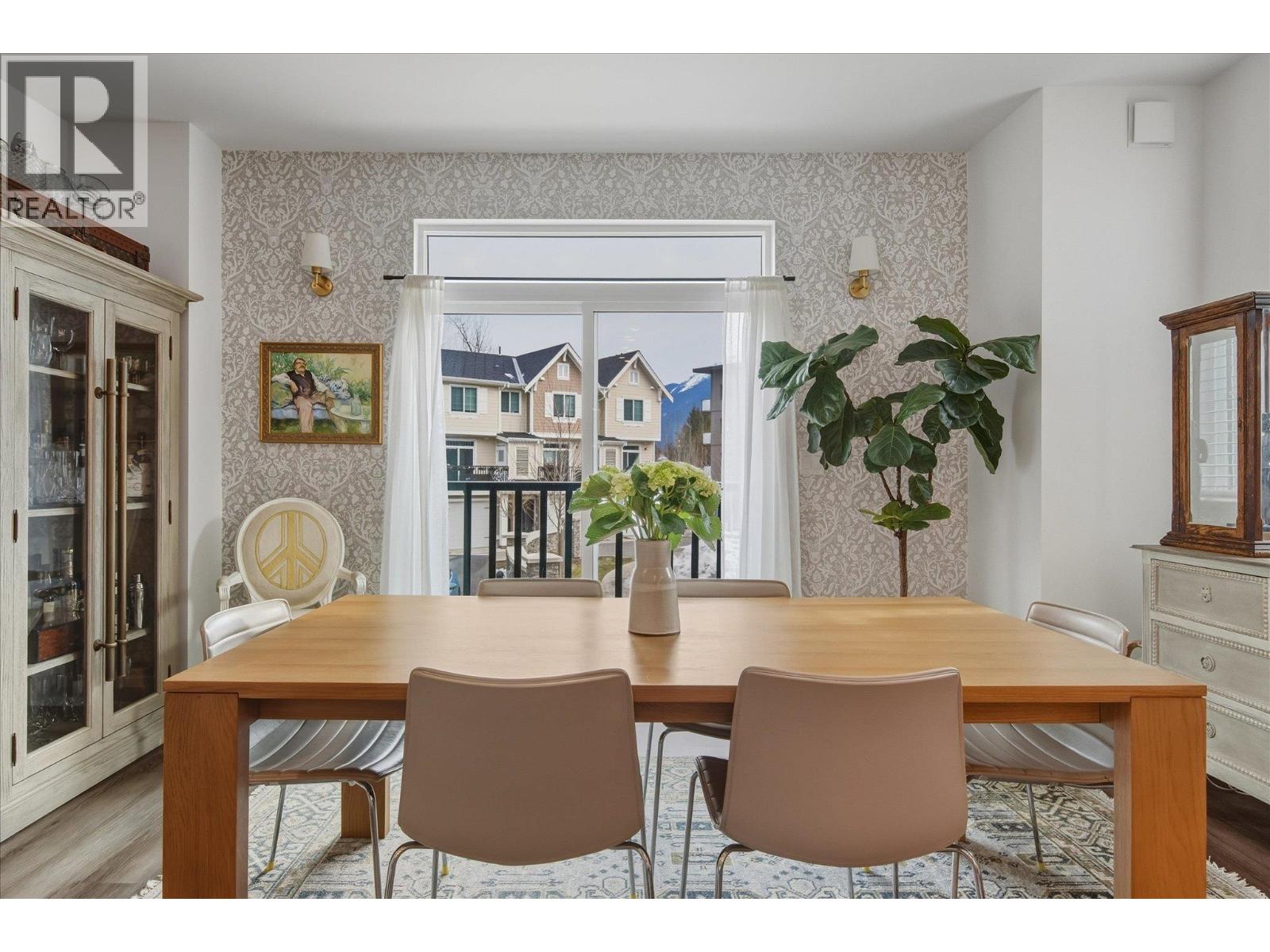 1 7360 Crabapple Court, Pemberton, British Columbia  V0N 2L1 - Photo 16 - R3085024