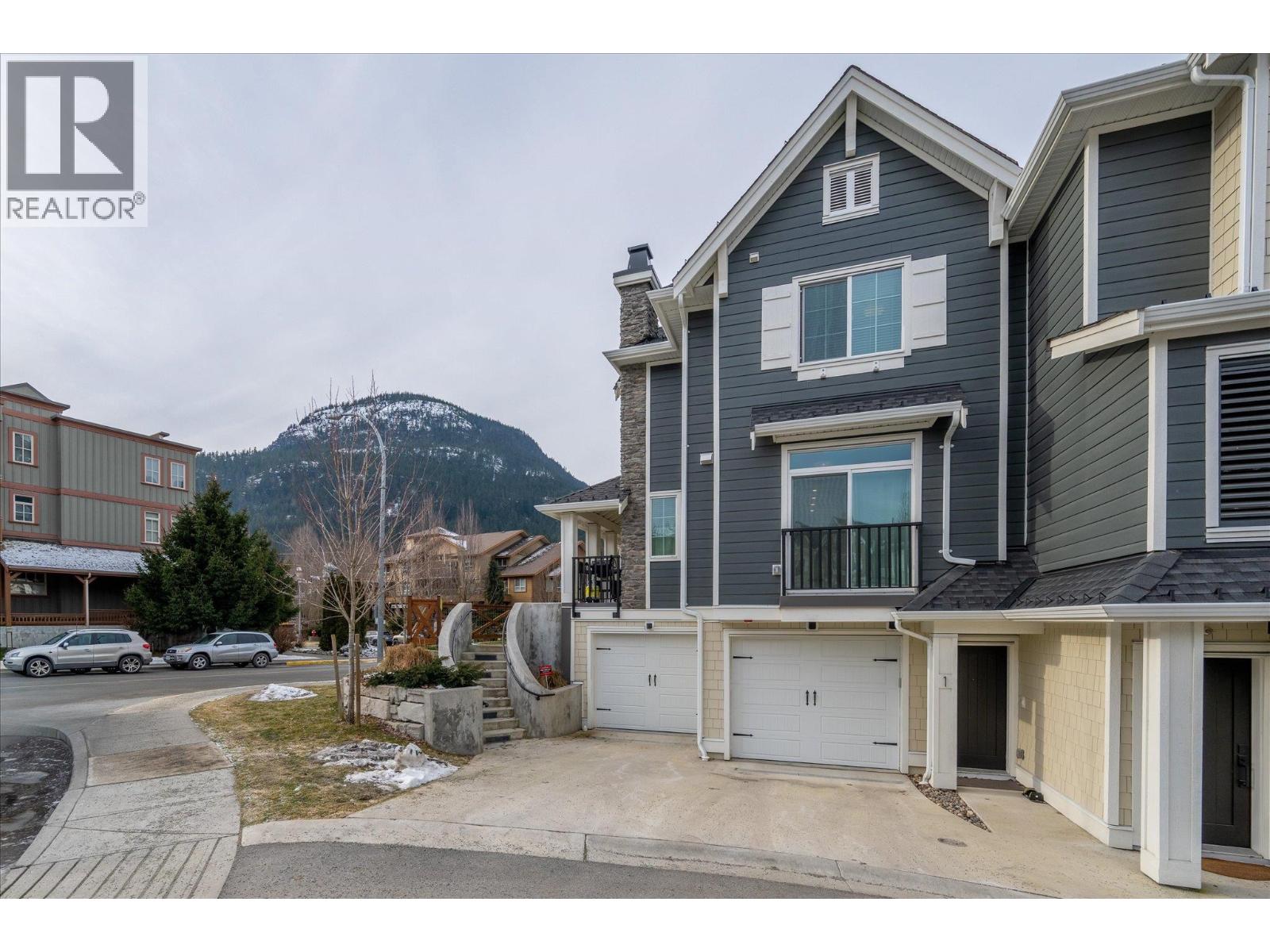 1 7360 Crabapple Court, Pemberton, British Columbia  V0N 2L1 - Photo 31 - R3085024