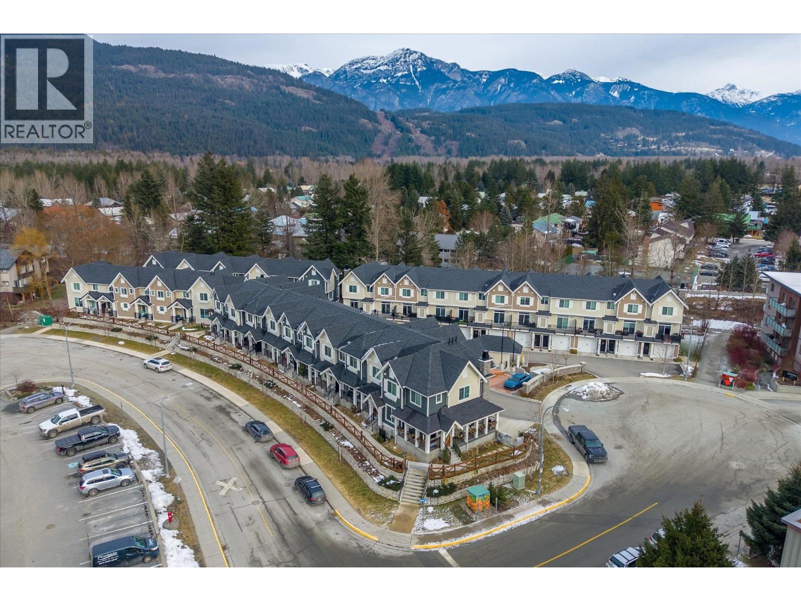 1 7360 Crabapple Court, Pemberton, British Columbia  V0N 2L1 - Photo 35 - R3085024