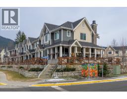 1 7360 CRABAPPLE COURT, Pemberton, British Columbia
