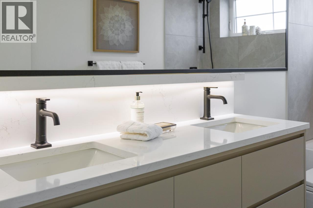 2436 W 49th Avenue, Vancouver, British Columbia  V6M 2V3 - Photo 30 - R3085036