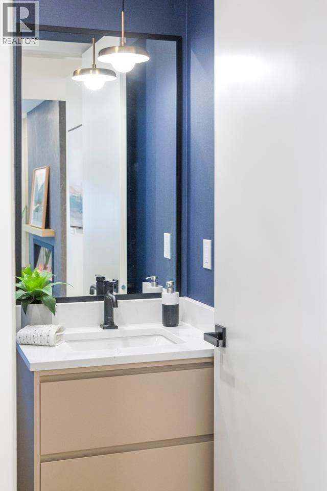 2430 W 49th Avenue, Vancouver, British Columbia  V6M 2V3 - Photo 11 - R3085038