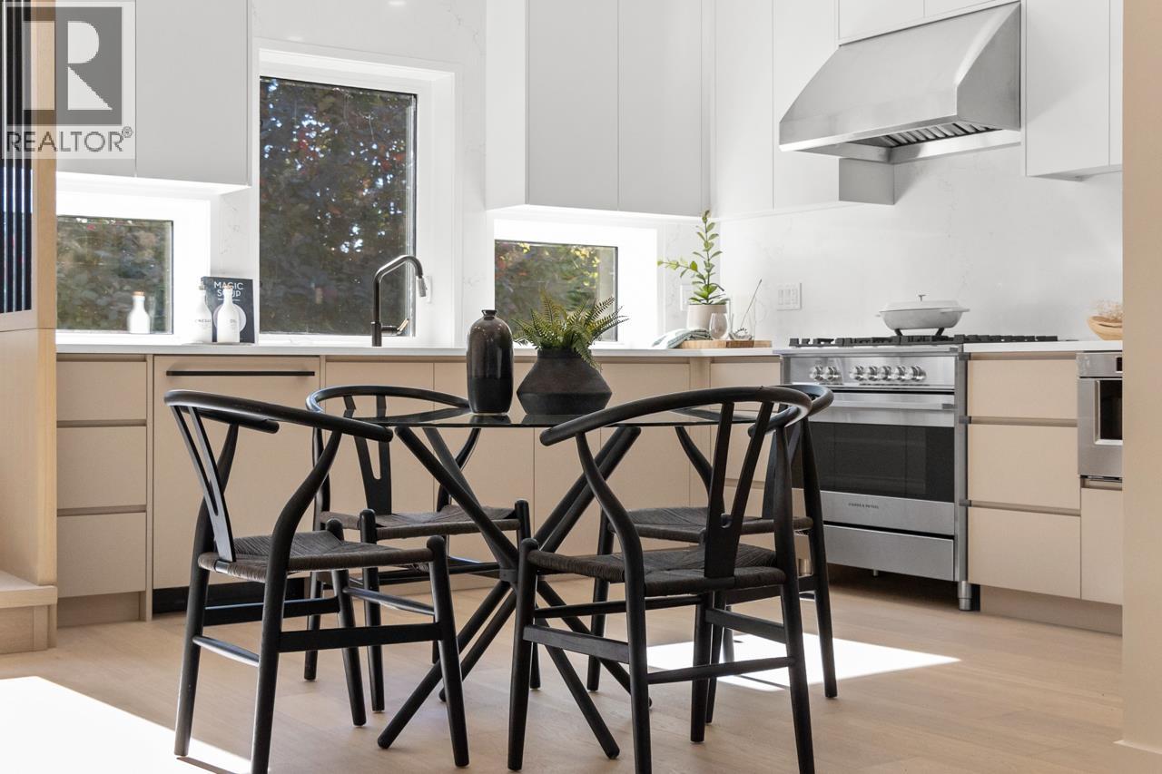 2430 W 49th Avenue, Vancouver, British Columbia  V6M 2V3 - Photo 15 - R3085038