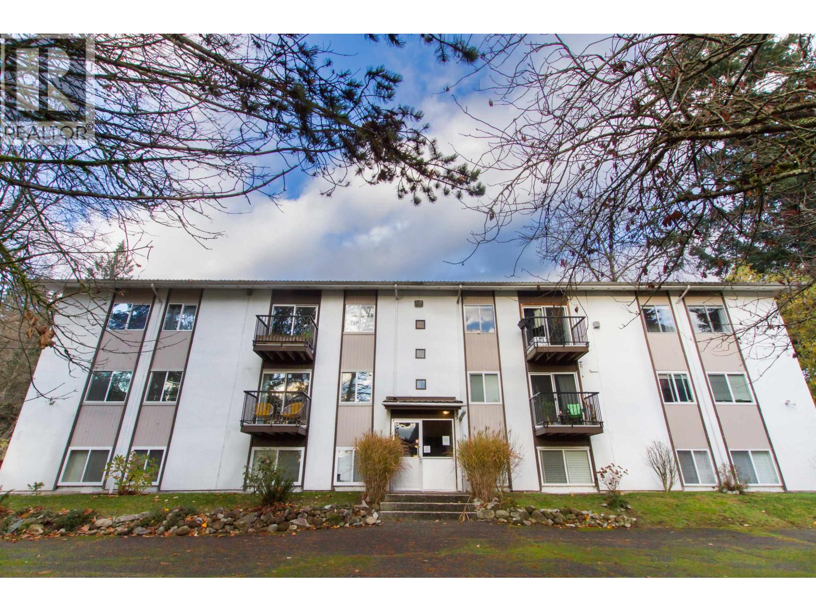 49 38185 WESTWAY AVENUE, Squamish, British Columbia