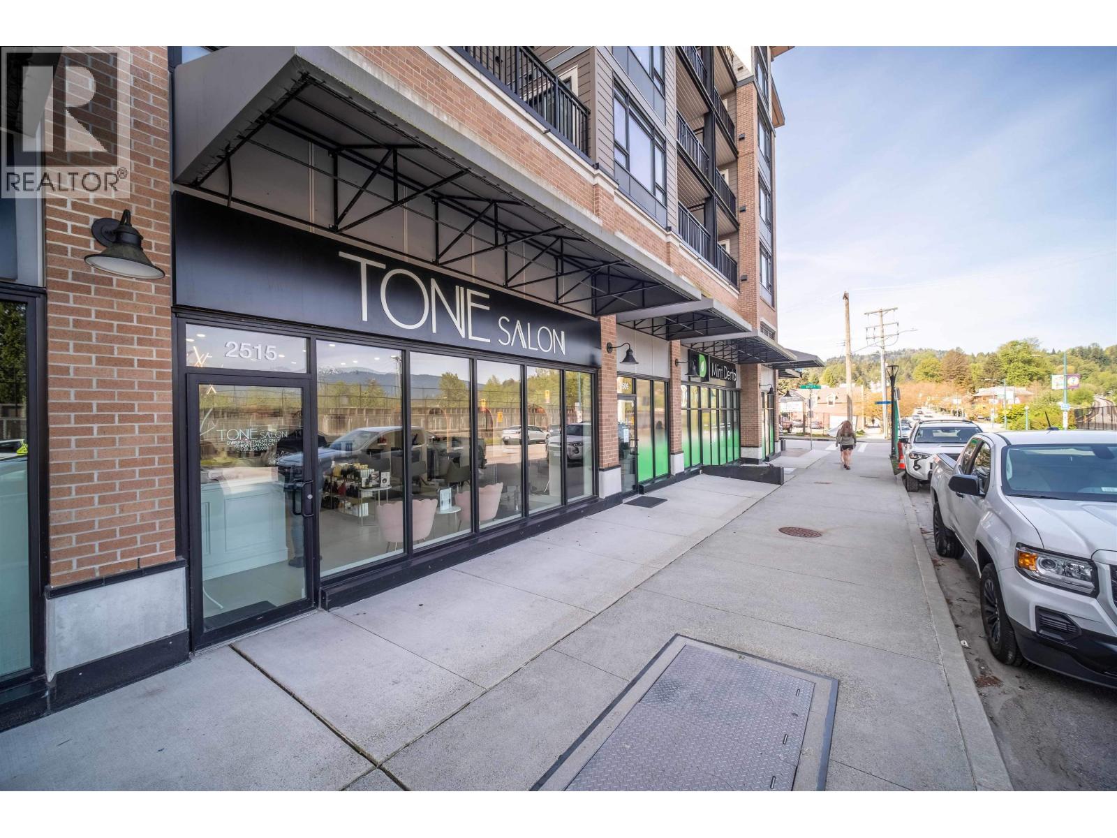 2515 Clarke Street, Port Moody, British Columbia  V3H 1Z3 - Photo 3 - C8075725