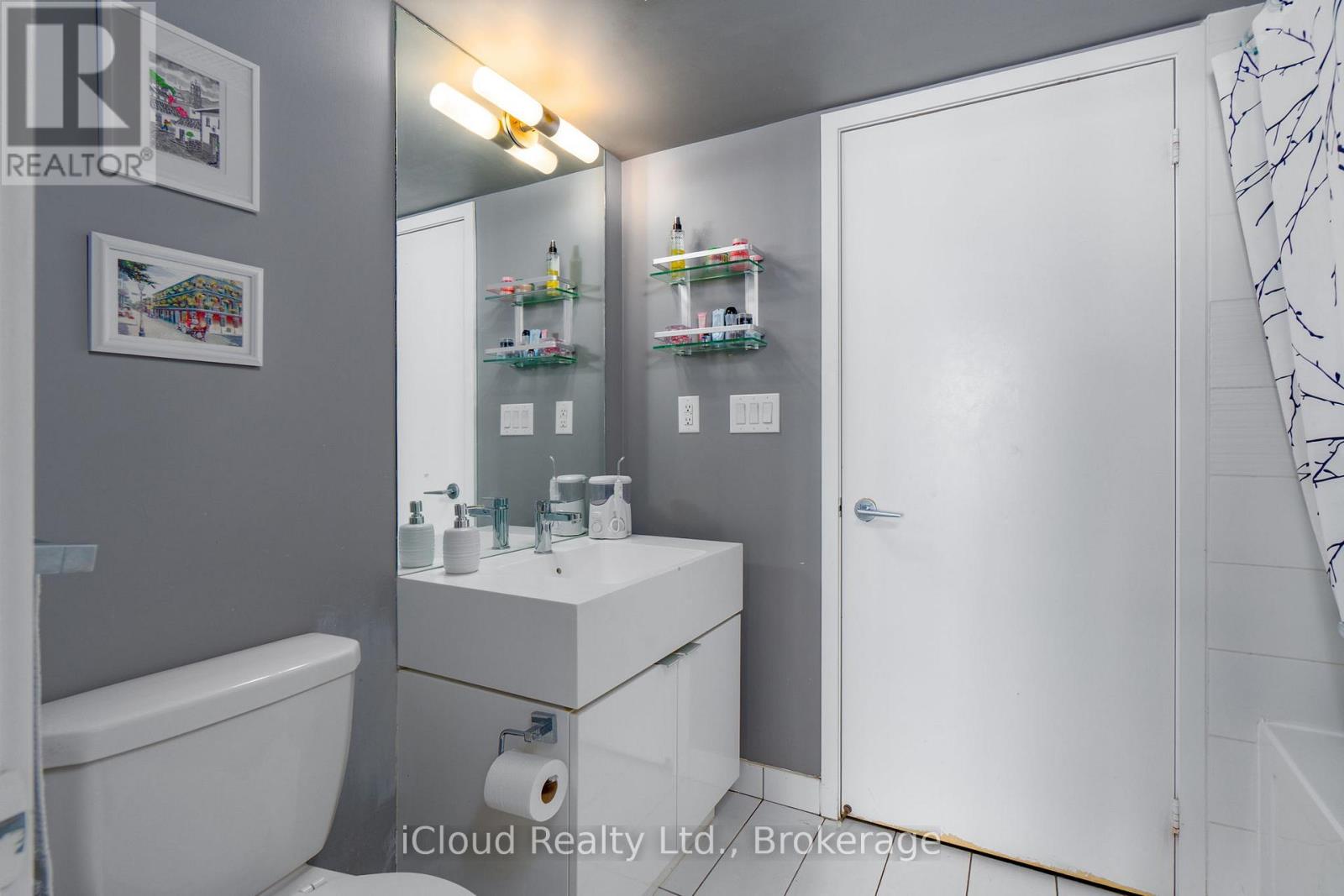 3010 - 21 Iceboat Terrace, Toronto, Ontario  M5V 4A9 - Photo 19 - C12744292