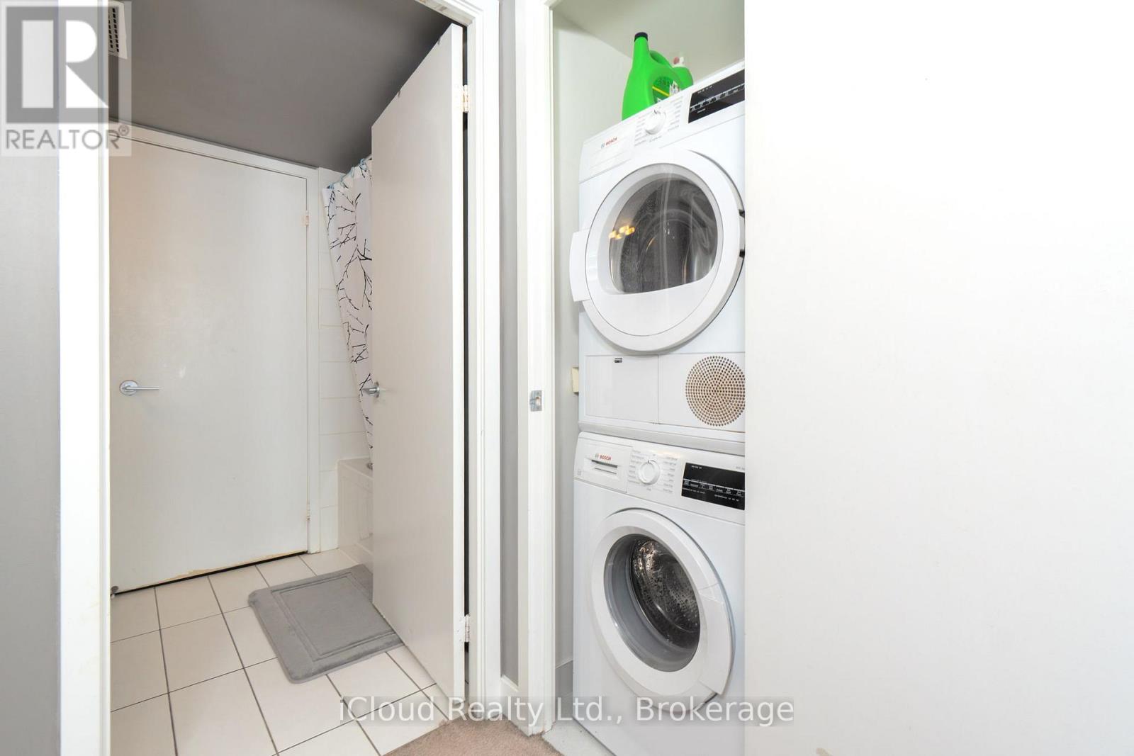 3010 - 21 Iceboat Terrace, Toronto, Ontario  M5V 4A9 - Photo 35 - C12744292