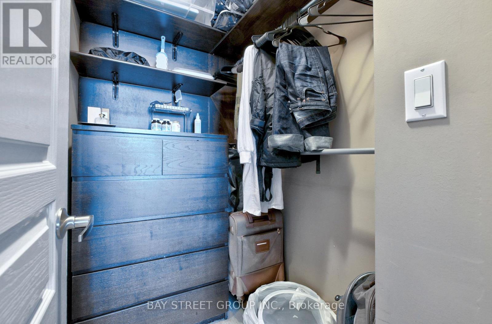 Uph3 - 1 Avondale Avenue, Toronto, Ontario  M2N 7J1 - Photo 17 - C12744300