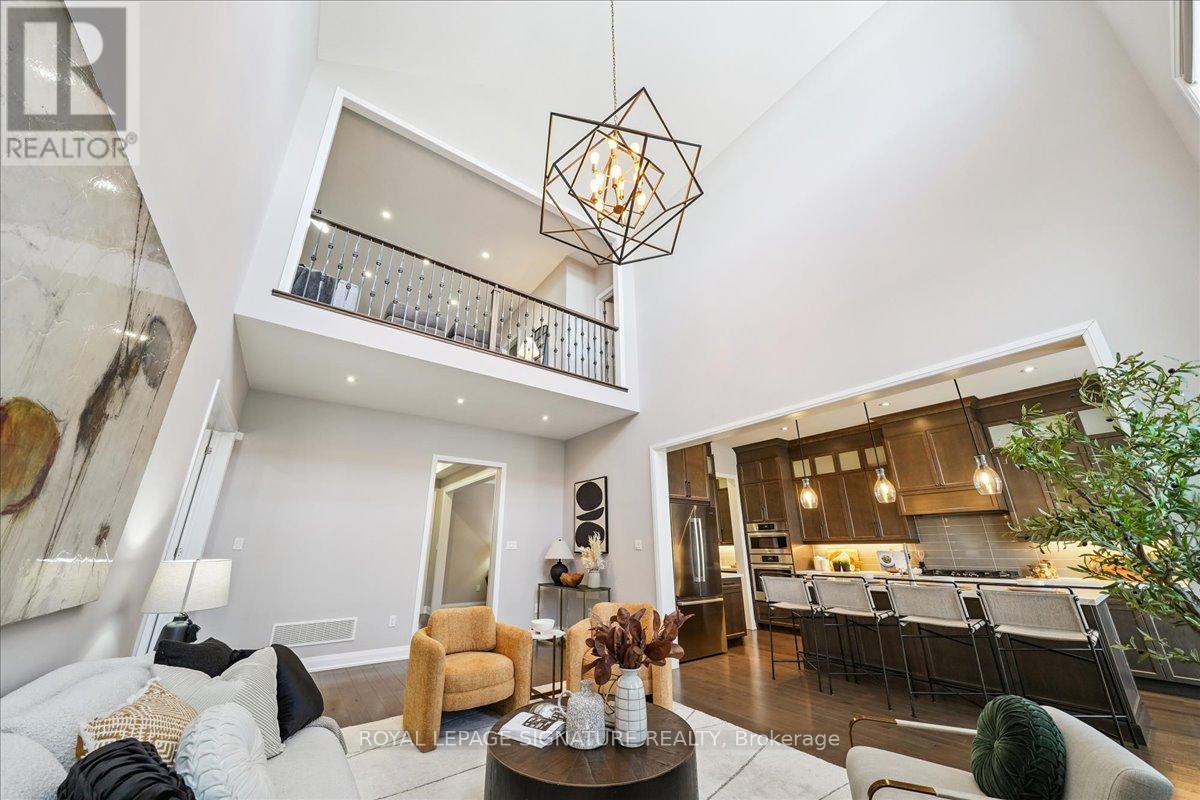 398 Frontier Court, Pickering, Ontario  L1W 4A9 - Photo 8 - E12744306