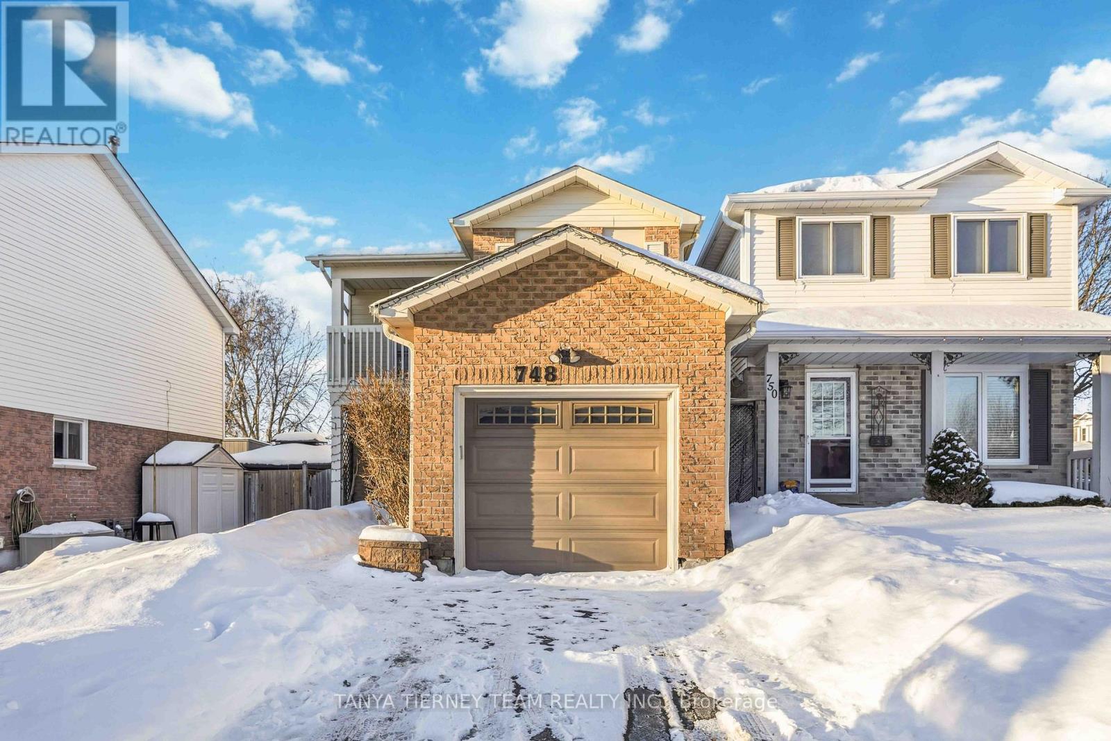 748 Bennett Crescent, Oshawa, Ontario  L1K 1T6 - Photo 2 - E12744308